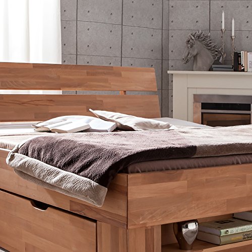 Futonbett SOFIE 140 x 200 cm, Holz Bett aus Buche massiv, Kernbuche geölt, Naturholz Bett mit Bettkasten auf Rollen und mit Fußteilregal -